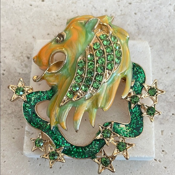 Anthropologie Jewelry - Anthropologie Green and Gold Leo ♌️ Brooch